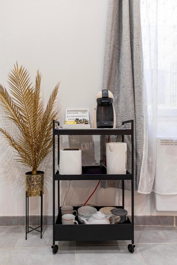 Studio Cosy Au Coeur De L'Ecusson - Arenes A 2 Min Nîmes Buitenkant foto