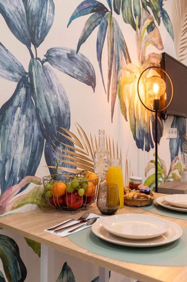 Studio Cosy Au Coeur De L'Ecusson - Arenes A 2 Min Nîmes Buitenkant foto